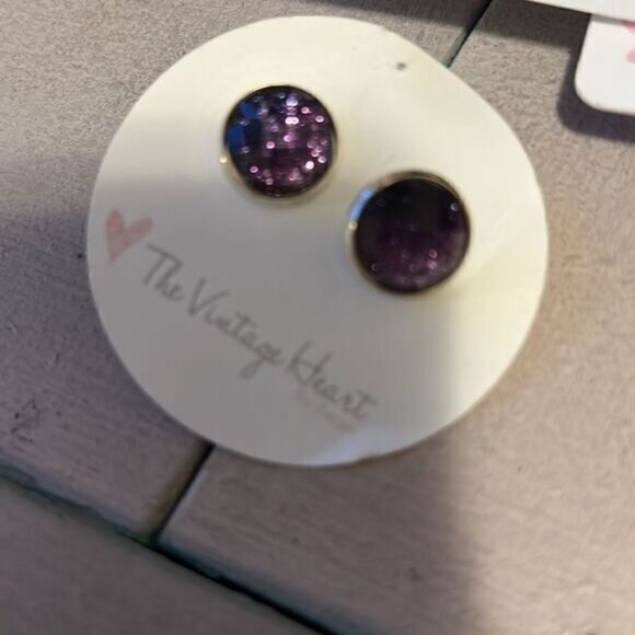 New Amethyst Purple  bronze Nautical Stud Eearrings - Picture 4 of 4